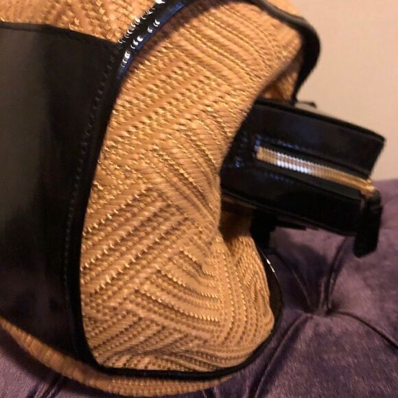 NWTS AUTHENTIC Valentino Garavani Woven & black Patent Satchel Bag Purse - Picture 6 of 11